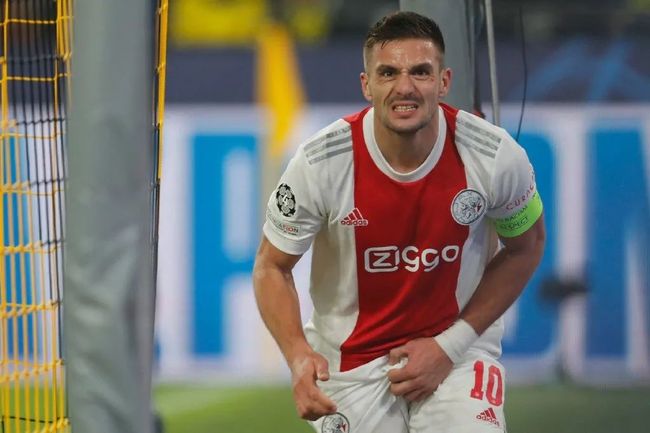 他们同时展 他们同时展