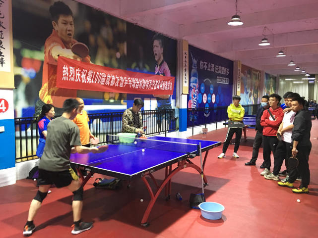 场均得分与 场均得分与