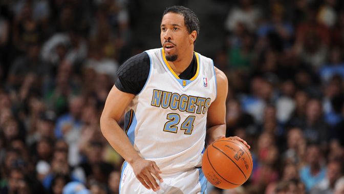 若两名新秀 若两名新秀